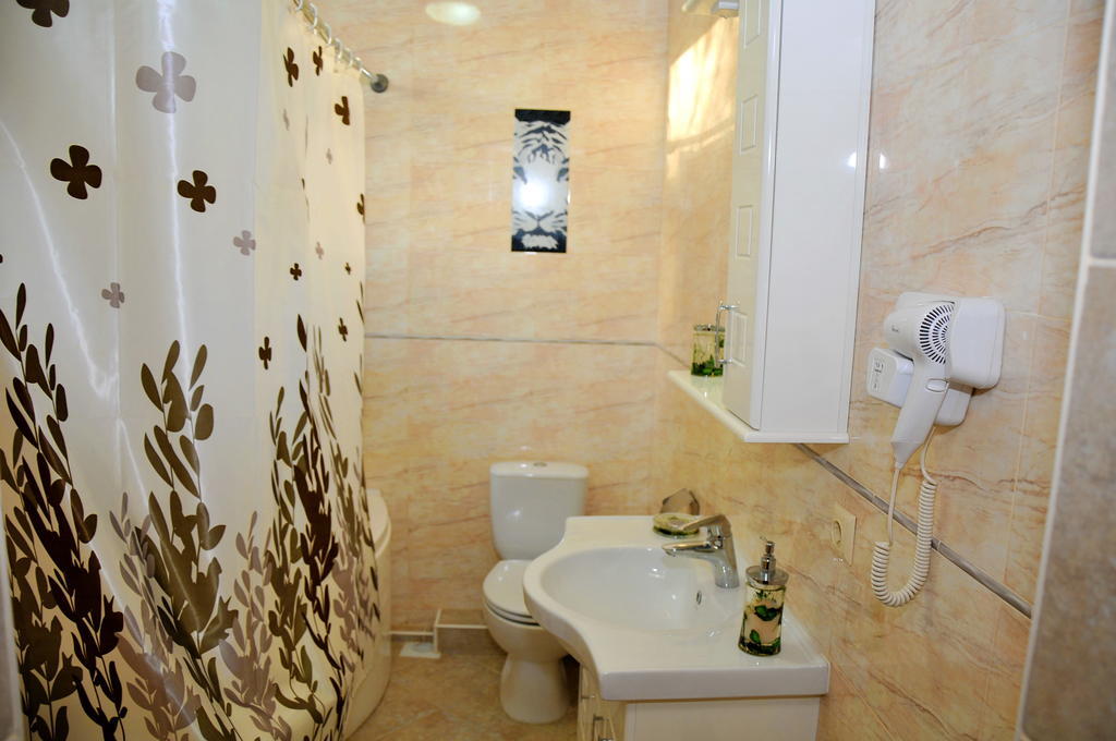 Totem Hotel Shymkent Exterior photo