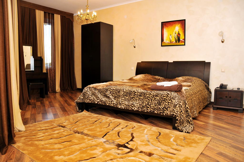 Totem Hotel Shymkent Exterior photo